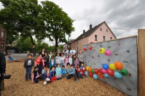 Kletterwand für die Funkegrundschule